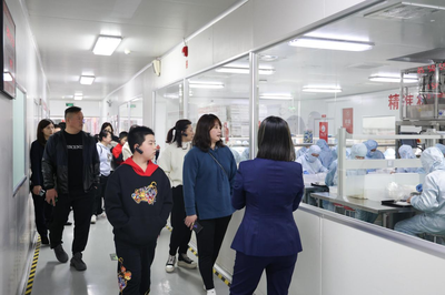 大手牽小手參訪燕之屋透明工廠--廈門實驗小學社會實踐隊之行