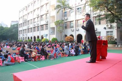 《讓生命充滿愛》大型校園德育教育主題演講走進廈門仙岳小學